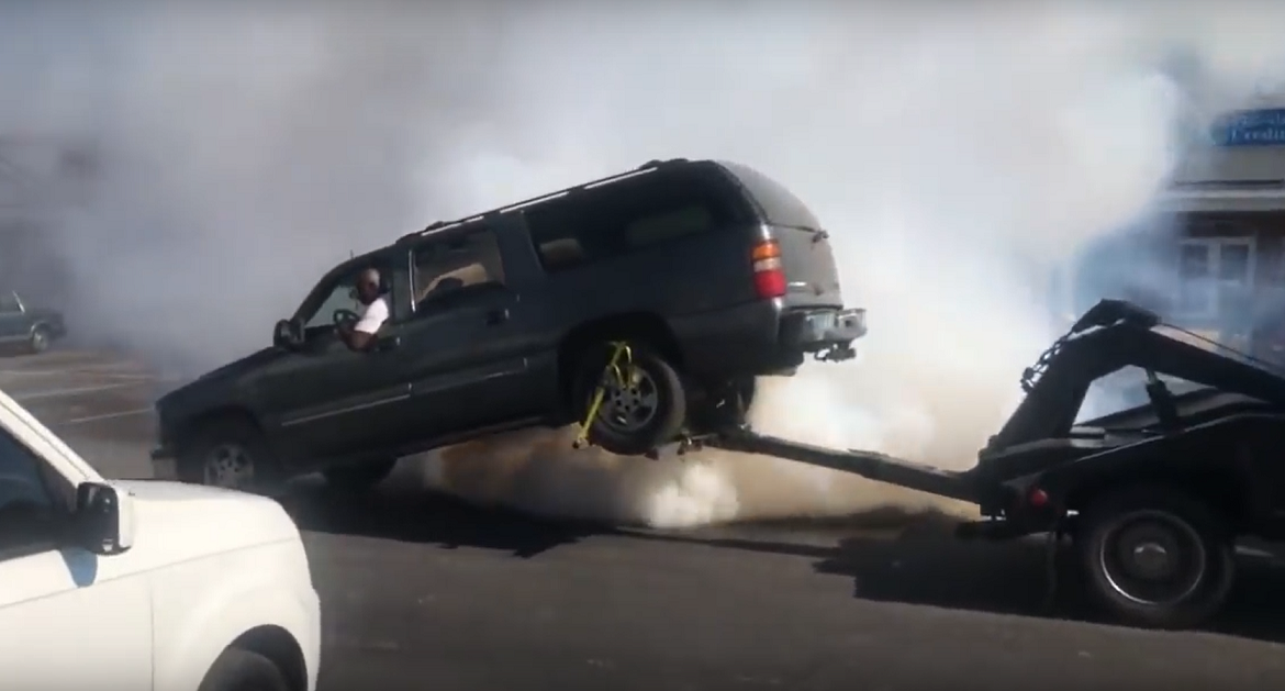 Watch Borrower Blow out his Tire Trying to Escape Repo