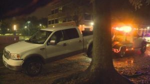 Frantic Borrower Rams Repo Truck Repeatedly