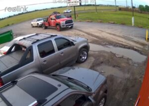 Gunfight at TX Repo Lot Caught on Camera