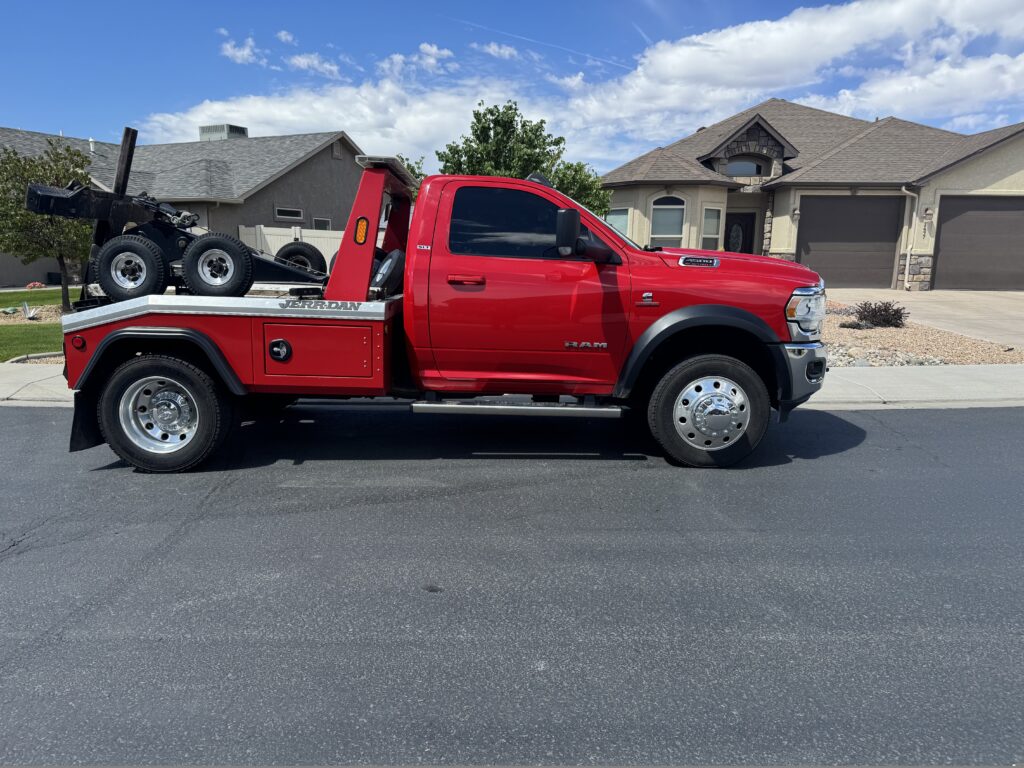 Classic Recovery Truck 3